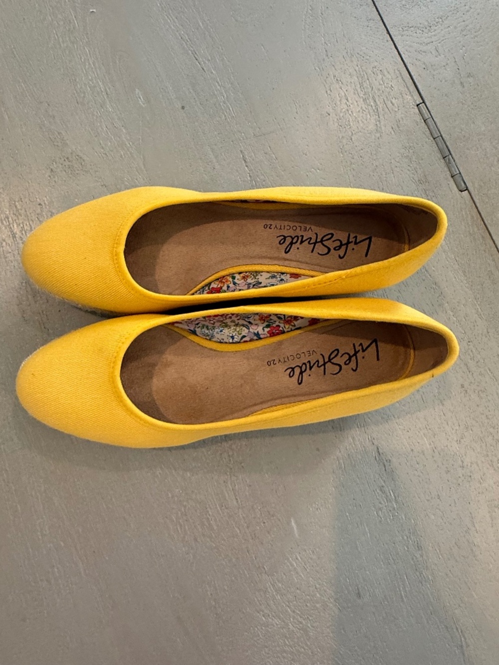 Life Stride Velocity 2.0 Yellow Shoes; Sz: 6.5M - Picture 8 of 8